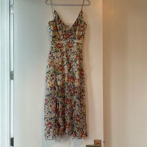 NEW Saloni Silk Floral Dress US Size 6 - Perfect For Wedding Trip to Europe etc